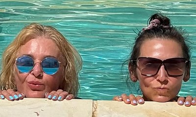 Majka Jeżowska i Olga Bończyk dokazują w basenie na Sycylii. Przyjaciółki rozgrzały fanów do czerwoności
