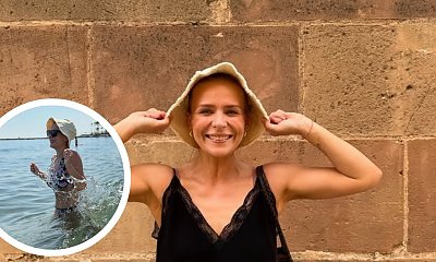 Aneta Zając dokazuje w dwuczęściowym bikini. Brzuch jak u Chodakowskiej to mało powiedziane