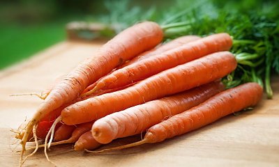 Jak działa beta-karoten? Suplementacja i wpływ na wygląd skóry