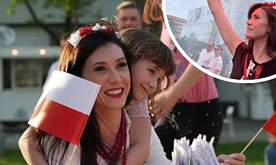 Piękna Ewa nie poszła w ślady Memcena. Oddała cześć Bohaterom w Warszawie. Zabrała ze sobą córeczkę [wideo, zdjęcia]
