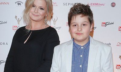 Co za zmiana! Syn Dominiki Ostałowskiej ma już 23 lata i jest nie do poznania. Na premierze skradł całe show