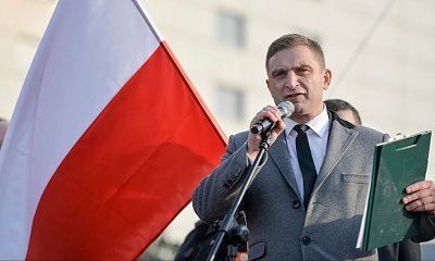 Koniec telewizji Bąkiewicza. Sąd ogłosił likwidację. Zamiast narodowców... stacja z Meksyku!
