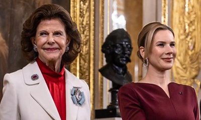 Marta Nawrocka skradła show na spotkaniu z królem. Projektant patrzy na jeden szczegół: "Wrażenie kostiumowe" [zdjęcia]