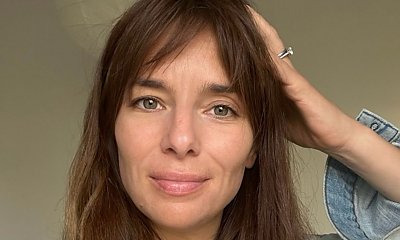 Rozgogolona Anna Czartoryska mizia się z mężem nad jeziorem. Jej brzuch po czwartej ciąży wbija w fotel [zdjęcia]