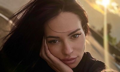 Sylwia Szostak wślizgnęła imponujące ciałko w kuse bikini. U boku mięśniaka wygląda jak marzenie [zdjęcia]