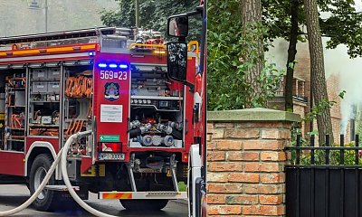 Ogień w luksusowej willi w Konstancinie. Dawniej mieszkała tu Agnieszka Woźniak-Starak z mężem [zdjęcie]