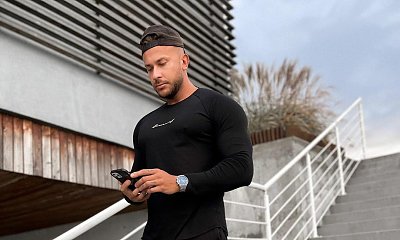 Arek Kapuściński z "Love Island" wrócił do byłej dziewczyny i pokazał wspólne zdjęcie na Instagramie