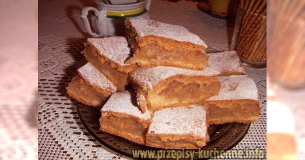 Placek z jabłkami Ewy