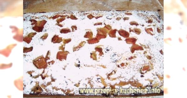 Placek z rabarbarem