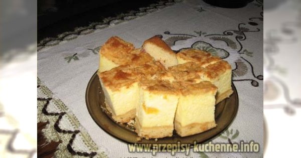 Wspaniały sernik z brzoskwiniami