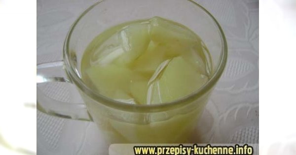 Kompot gruszkowy z goździkami