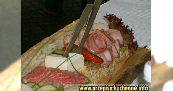 Bagietka z przystawkami i smakołykami