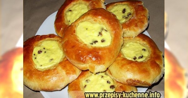 Drożdżówki z serem