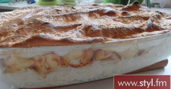 Zapiekane owoce i ryż pod bezową pierzynką