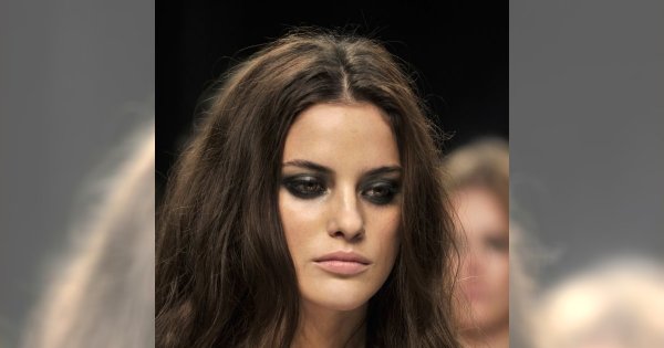 Smoky eye króluje na pokazach