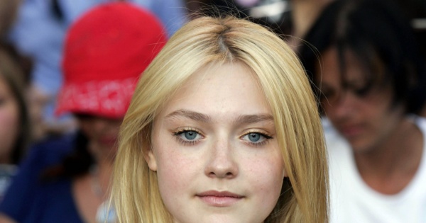 Dakota Fanning stawia na edukację!