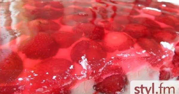 Pyszny placek z truskawkami