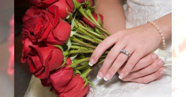 Manicure na ślub