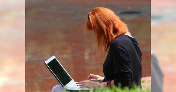 Jak nie zaszkodzić zdrowiu pracując przed komputerem?