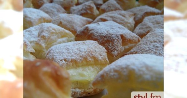 Ciastka francuskie z budyniem