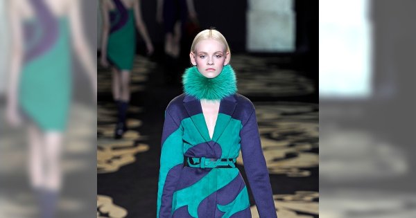 Barwny Versace jesień/zima 2011/2012