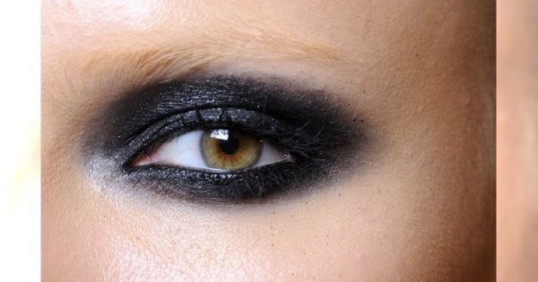 Smoky eye znów będzie na salonach!