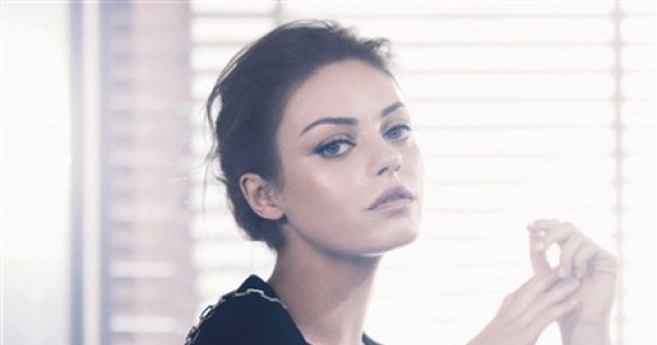 Mila Kunis nową twarzą Christiana Diora