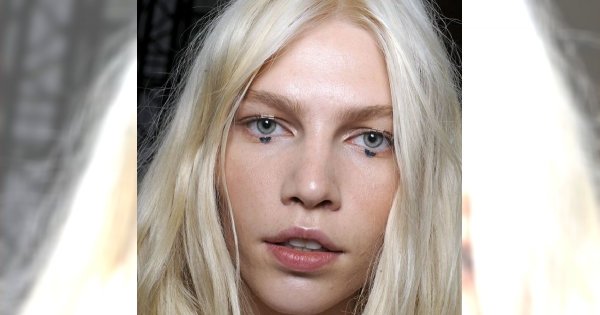 Śnieżny blond jest w modzie!