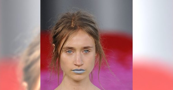 Kolorowe usta na pokazie Mary Katrantzou
