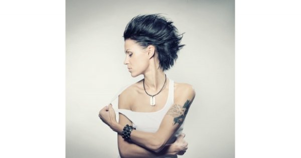 Fryzura w stylu punk – przepis na wykonanie