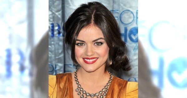 Lucy Hale: fryzury gwiazdy