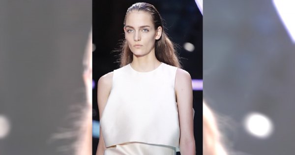 Włosy na mokro – super trend na lato 2012!