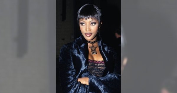 Czarna pantera - fryzury Naomi Campbell