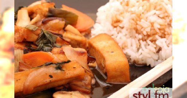 Tofu smażone z warzywami