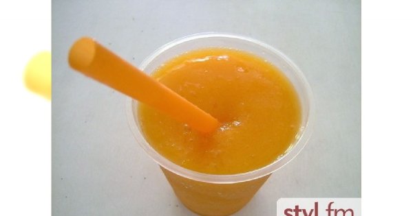 Koktajl z grejpfruta i mango