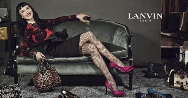 Dojrzałe modelki w kampanii Lanvin na jesień/zimę 2012