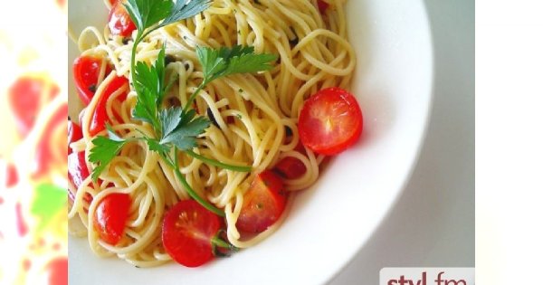 Spaghetti aglio, olio e peperoncino