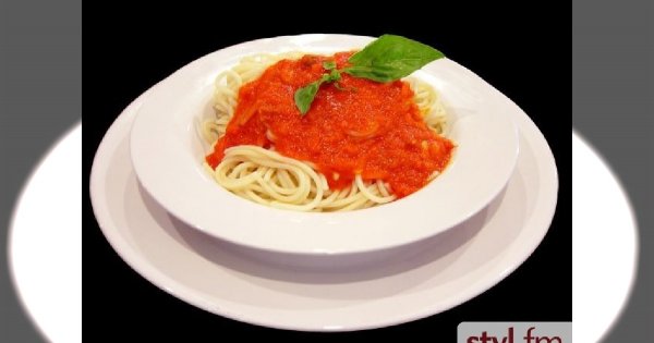 Spaghetti ze świeżymi pomidorami