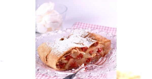 Strudel z suszonymi cranberries