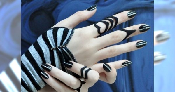 Trendy manicure jesień 2014 - czarne paznokcie
