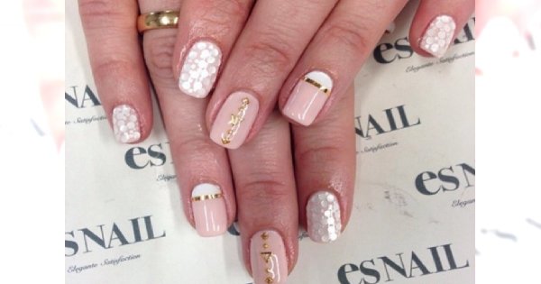 Propozycje manicure dla panny młodej