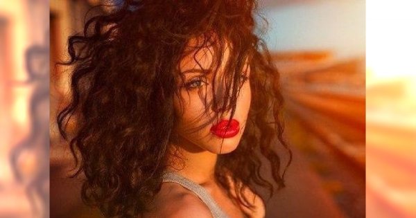 Drobne, gęste loczki - świetna propozyja na każdą okazję