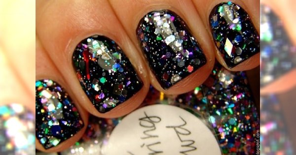 Karnawałowy manicure - zabłyśnij na imprezie!