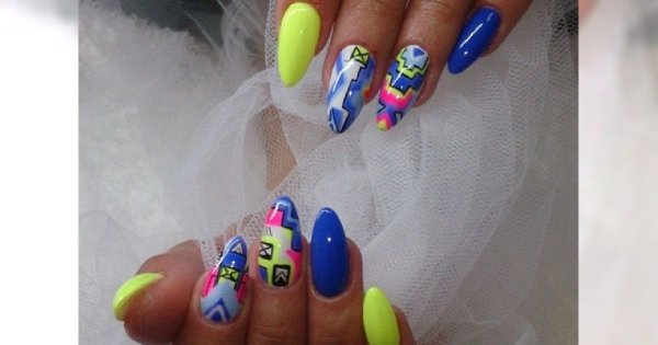 Inspiracje na letni manicure: tylko dla stylowych kobiet