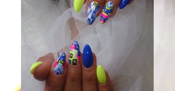 Manicure na majówkę - hot wzorki, które zasługują na wielkie WOW!