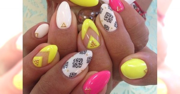 Wyrazisty manicure, który Cię oczaruje - TOP 21 ślicznych wzorków