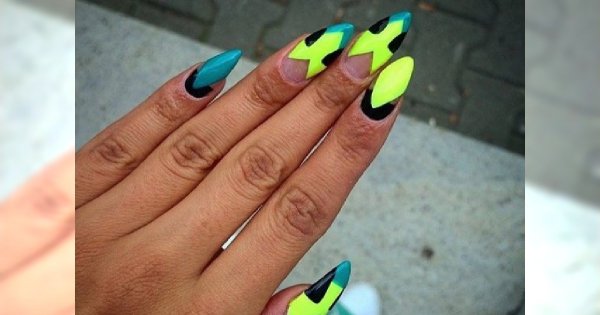 Modne wzorki manicure na gorące dni