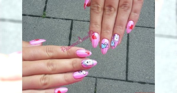 Modny manicure dla paznokci w kształcie migdałków [HOT]