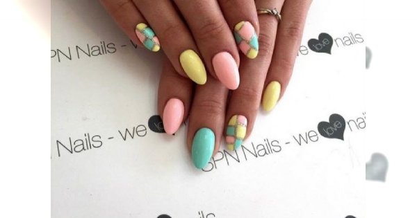 TOP 15 STYLowych propozycji manicure dla paznokci w kształcie migdałków