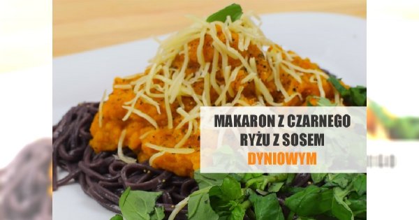 Makaron z czarnego ryżu jaśminowego z sosem dyniowym
